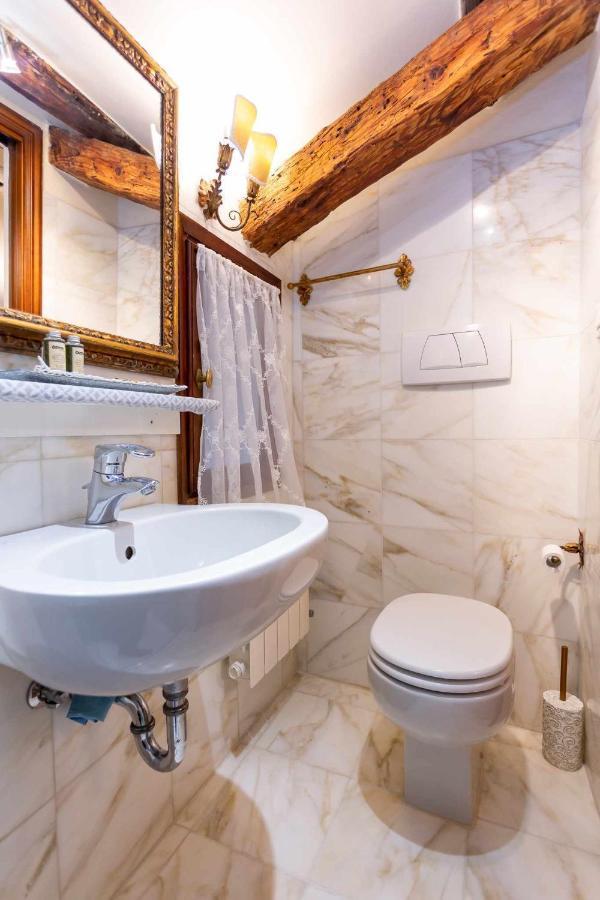 Emanuela'S Flat Apartment Venice Ngoại thất bức ảnh