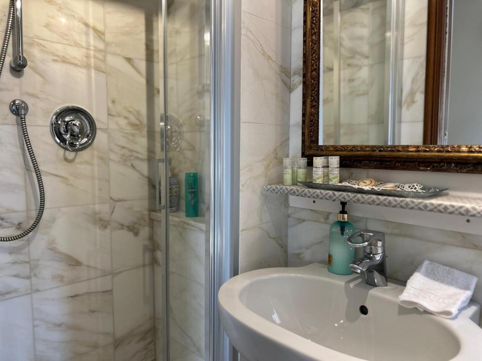 Emanuela'S Flat Apartment Venice Ngoại thất bức ảnh